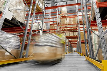 Supply chain management software for small business improves warehouse efficiency