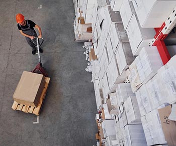 How to improve warehouse management by maximizing the available space, while streamlining operational processes.