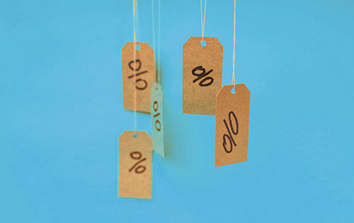 Price tags with percentage signs representing flexible price categories in Acctivate